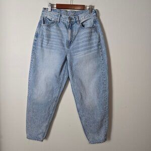 American Eagle Women's Size 6 Short Relaxed Mom Jeans Balloon Ankle High-Waisted
